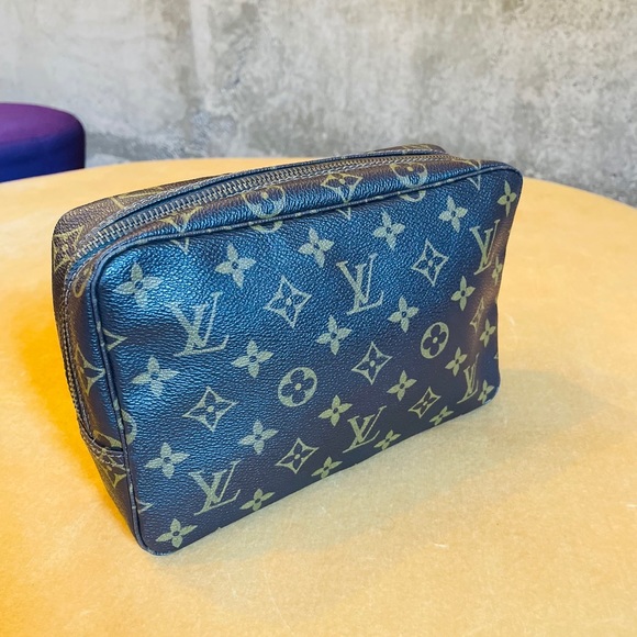 Authentic Vintage Trousse23/Cosmetic pouch ‼️no to offer‼️SOLD - Picture 8 of 16